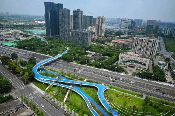 极美王效新金牛公园