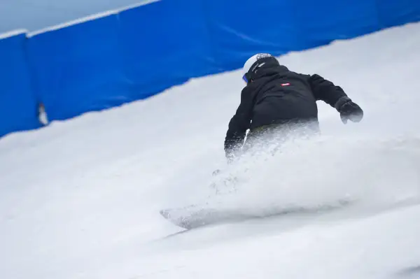 极美王勤北京冬奥会点燃成都冰雪热(12)