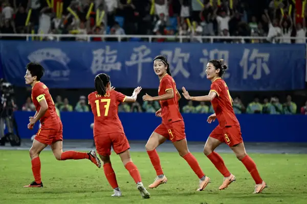 杭州亚运会足球女子组半决赛,中国队不敌日本队(27)