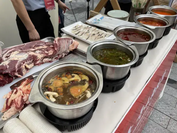10000张消费券开抢

成都西安路美食盛宴等你来(4)