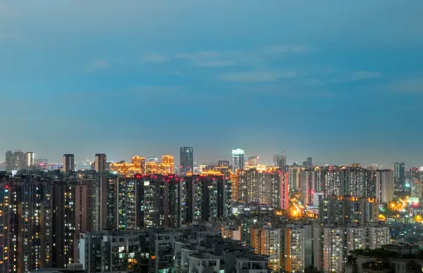 极美王效藏蓝暮色下的成都(6)